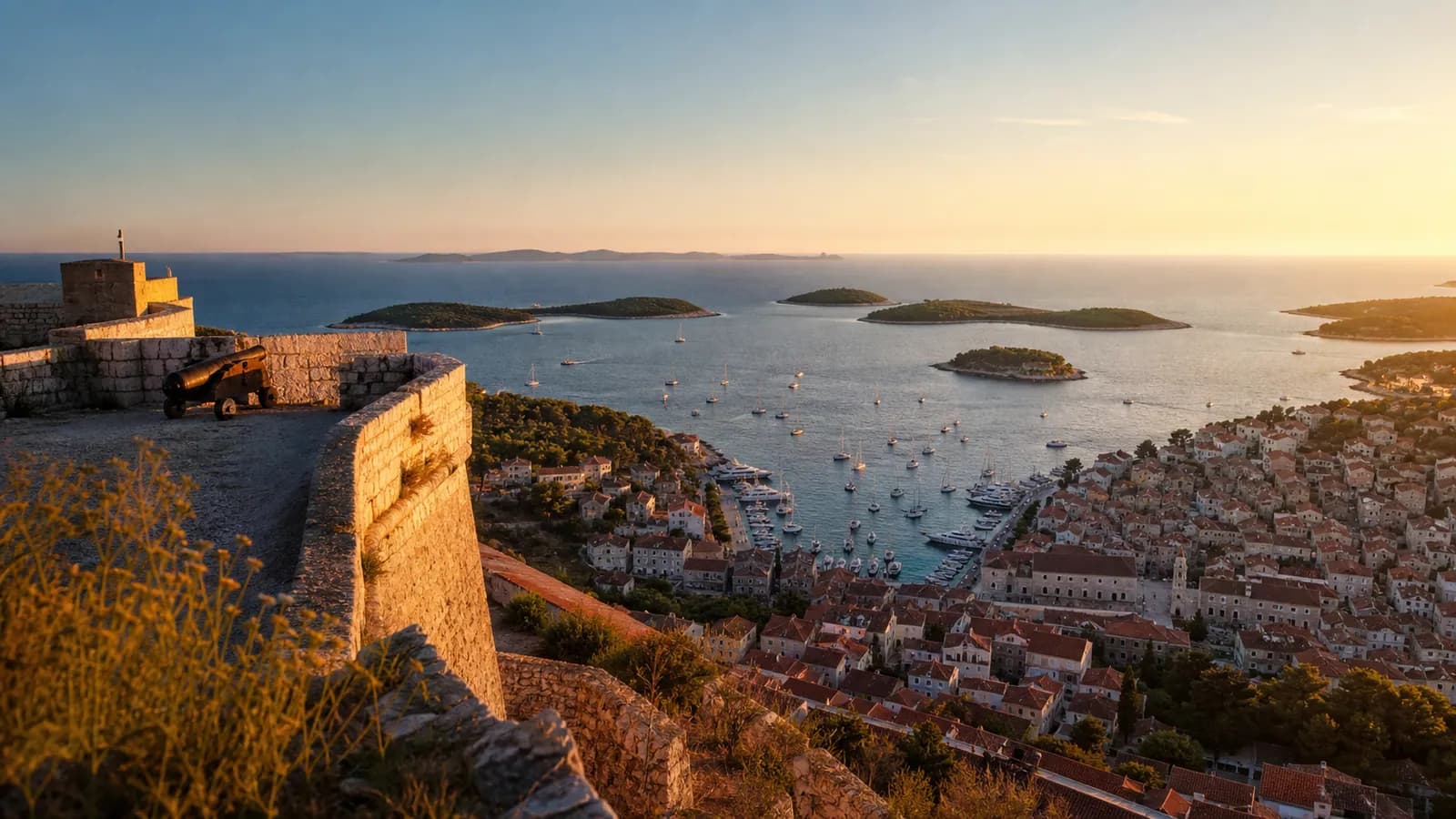 Hvar, travel guide hero image