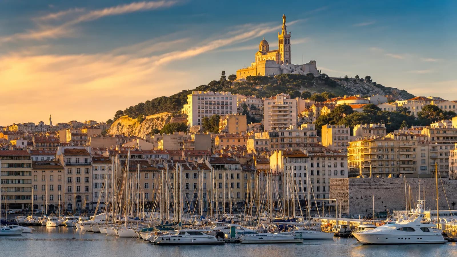 Marseille, travel guide hero image